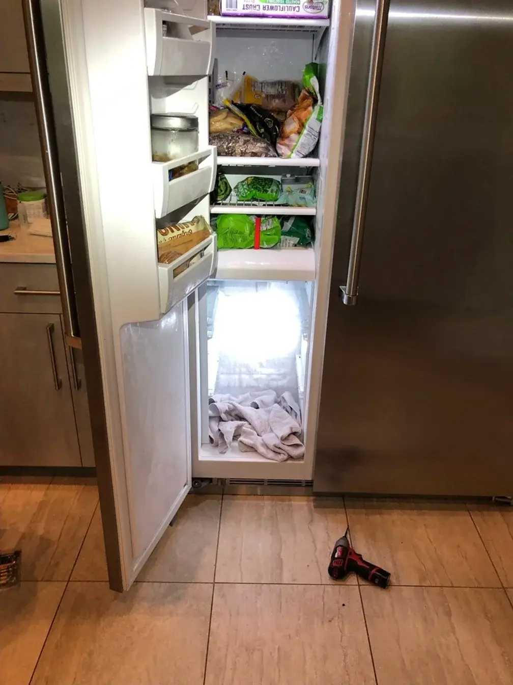 Mr. Fixer technician: refrigerator repair in Cumming, GA
